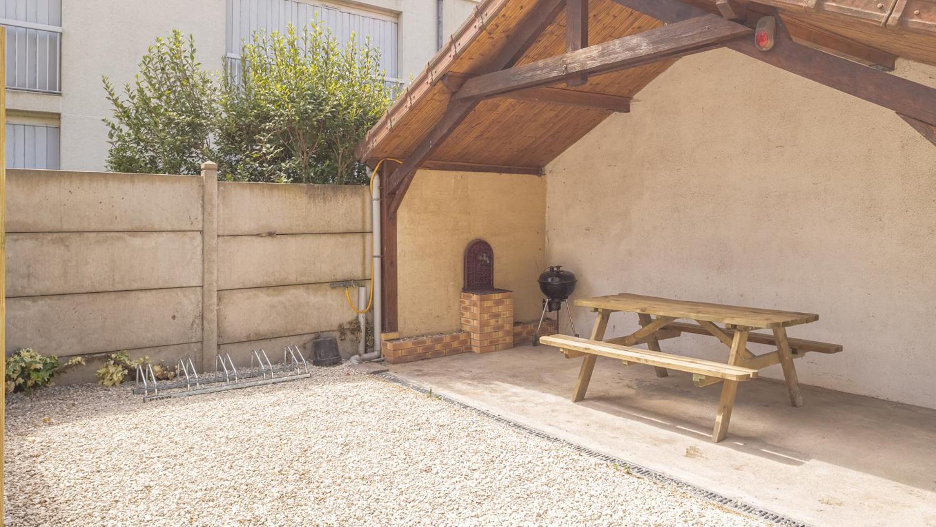 Bonappart 1 - Charme Napoleonien & Confort Troyes Luaran gambar