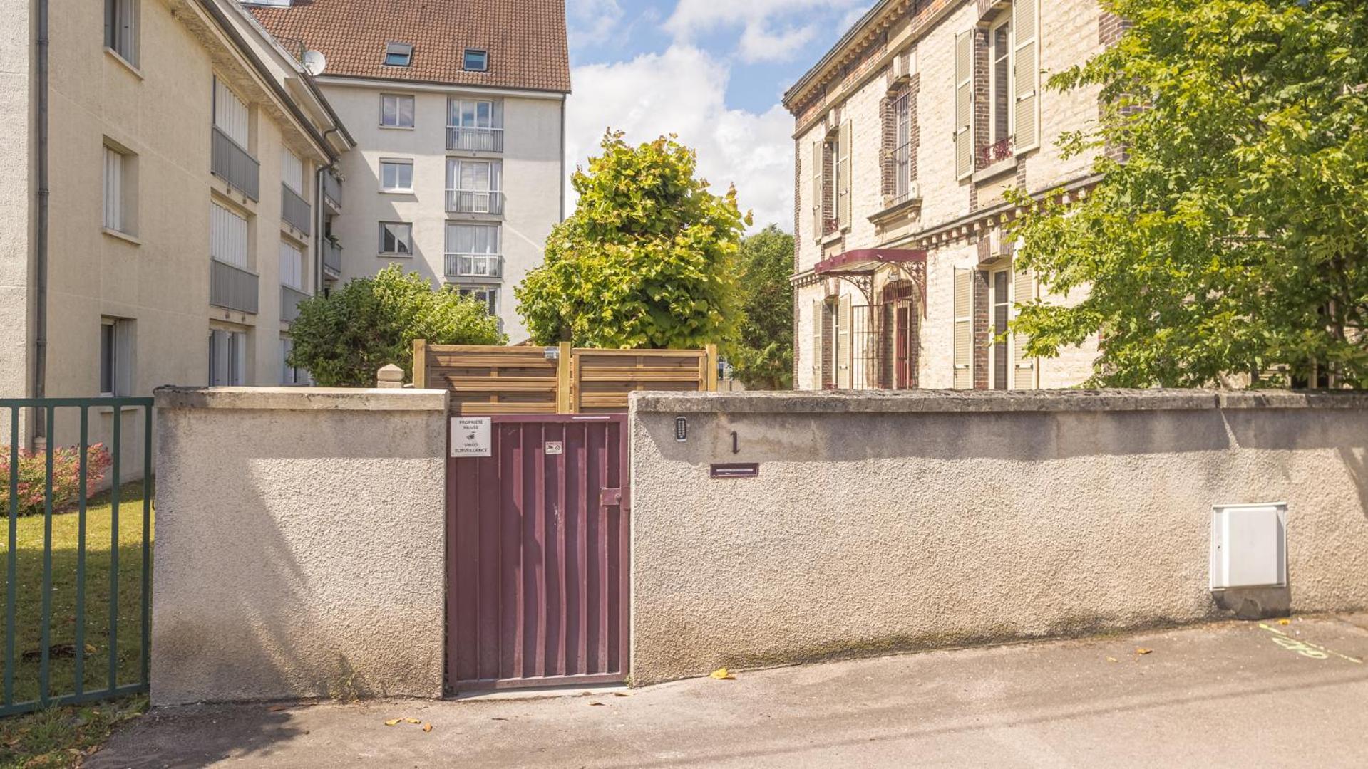 Bonappart 1 - Charme Napoleonien & Confort Troyes Luaran gambar