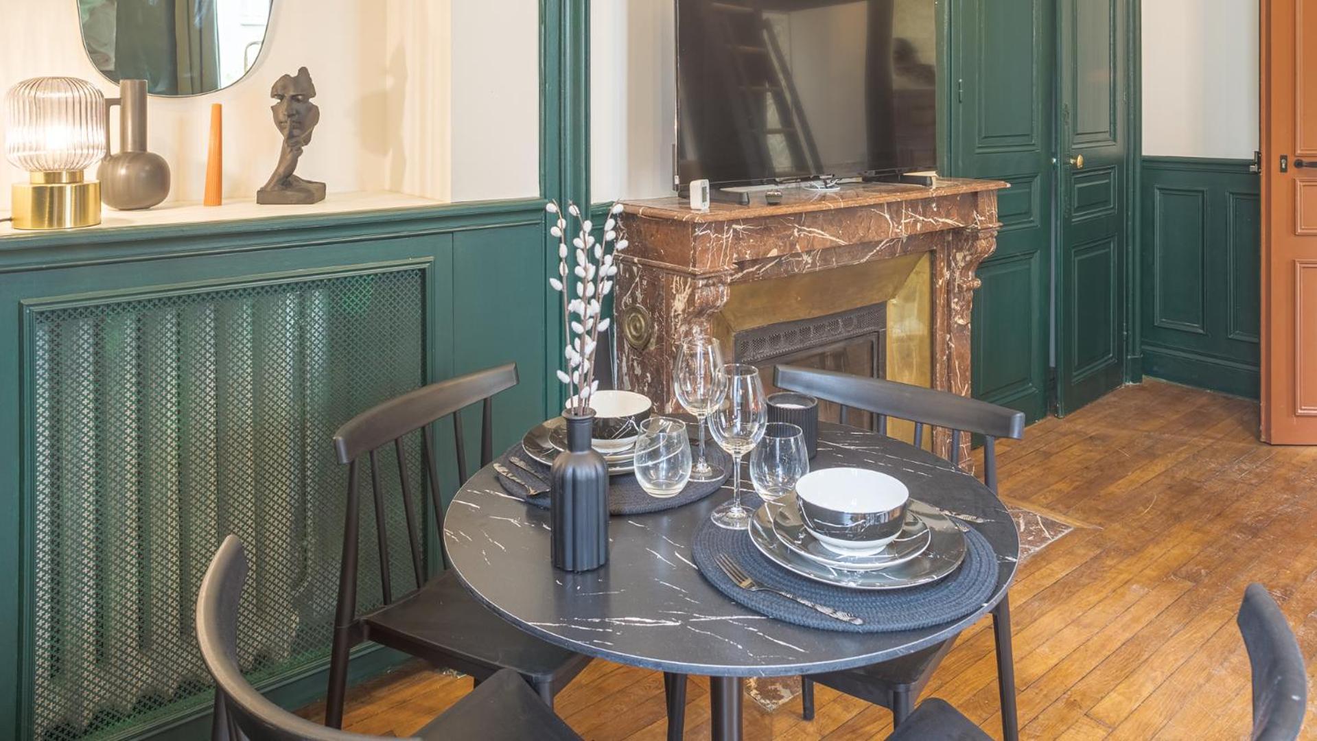 Bonappart 1 - Charme Napoleonien & Confort Troyes Luaran gambar